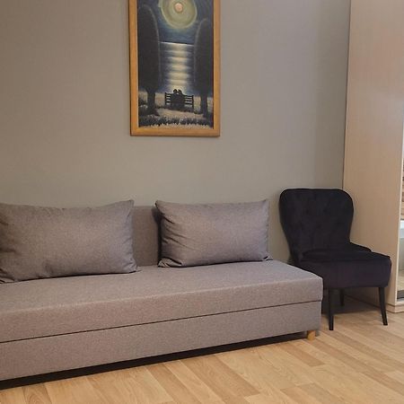 Mini Hotel On Demiivska Kiev Ngoại thất bức ảnh