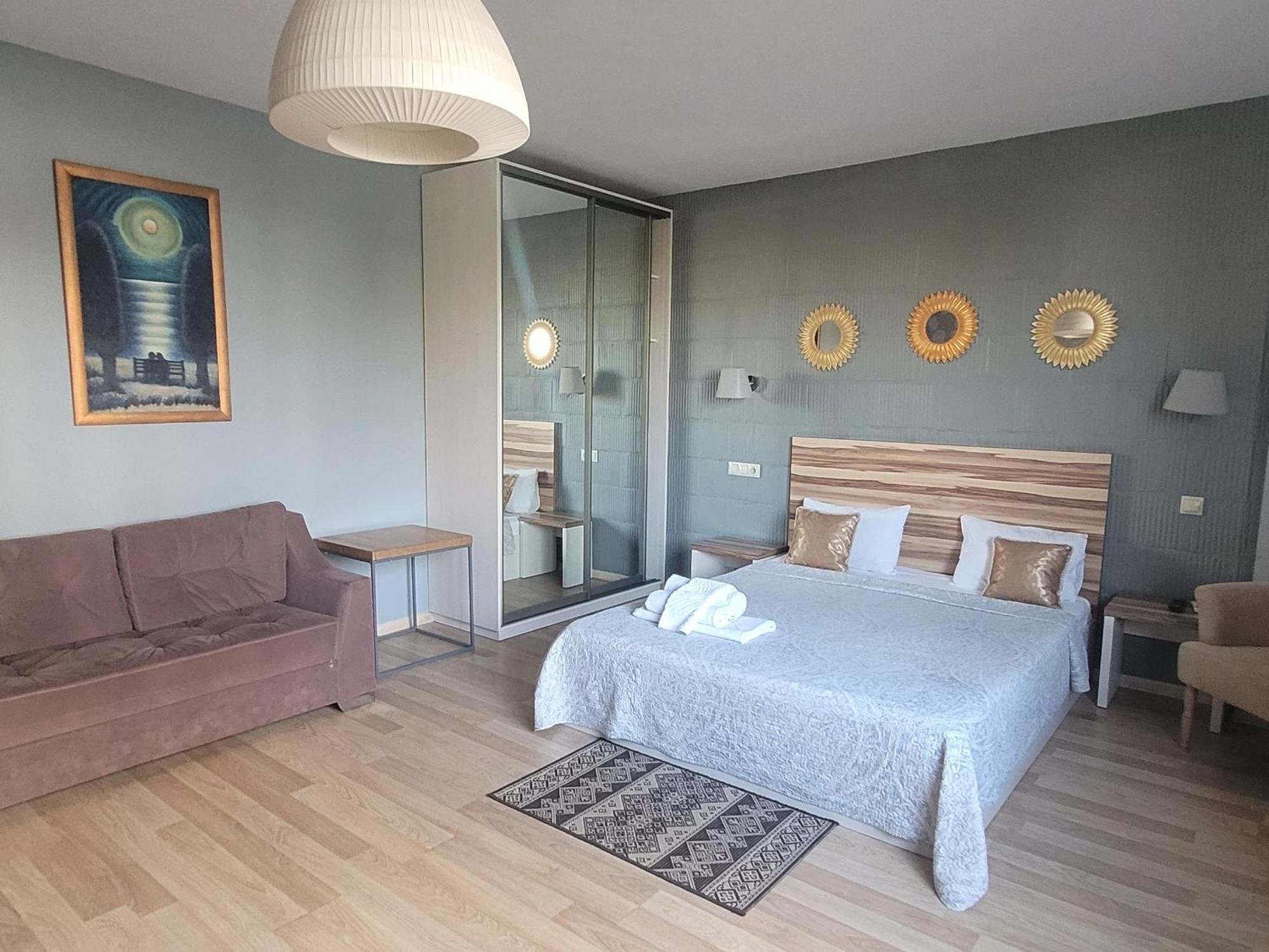 Mini Hotel On Demiivska Kiev Ngoại thất bức ảnh