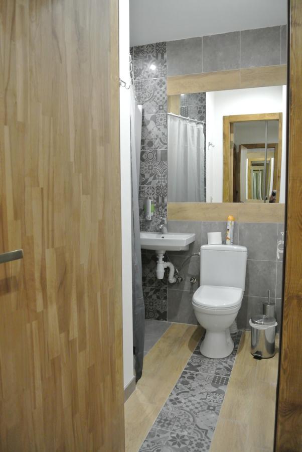 Mini Hotel On Demiivska Kiev Ngoại thất bức ảnh